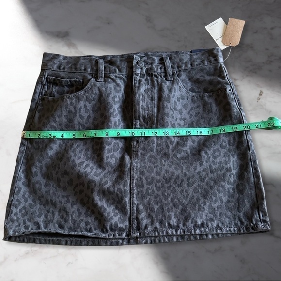 Lucky Brand Old Favorite Mini Skirt In Charcoal Leopard Print Size 10/30 - Picture 11 of 13